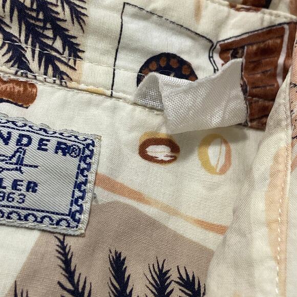 Weekender Traveler Camp Shirt Short Sleeve Button Down Cigar Smoker Print L - Picture 8 of 8